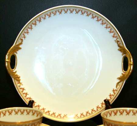 Schleiger 552 Handled Cake Plate