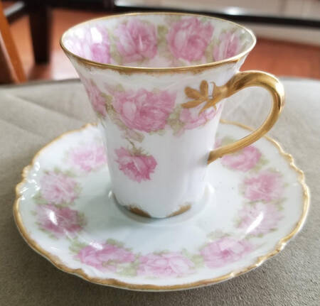Schleiger 55F Chocolate Cup & Saucer Set