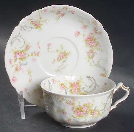 Schleiger 57 Flat Cup & Saucer Set