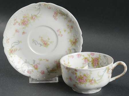 Schleiger 57 Flat Cup & Saucer Set