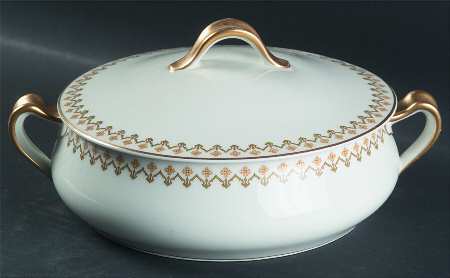 Schleiger 570 Round Covered Vegetable