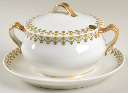 Schleiger 570d Gravy Boat w/Attached Underplate & Lid
