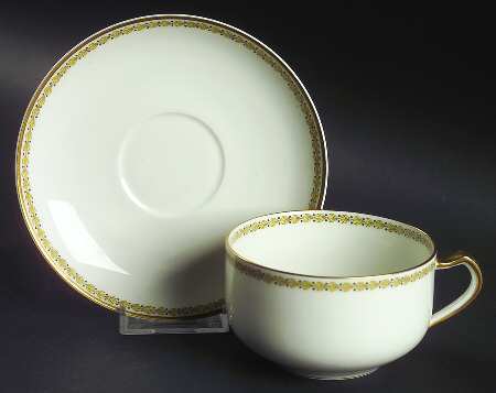 Schleiger 573 Flat Cup & Saucer Set