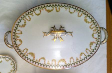 Schleiger 579 Oval Covered Vegetable