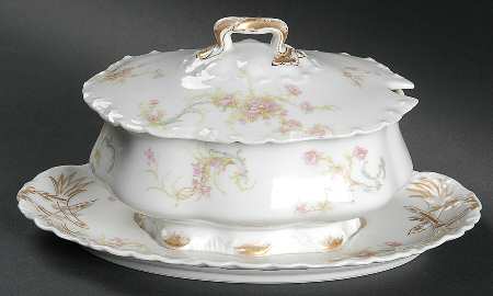 Schleiger 57A Gravy Boat w/Attached Underplate & Lid
