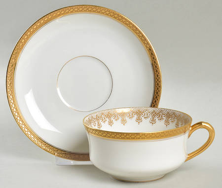 Schleiger 586 Flat Cup & Saucer Set