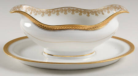 Schleiger 586 Gravy Boat with Attached Underplate
