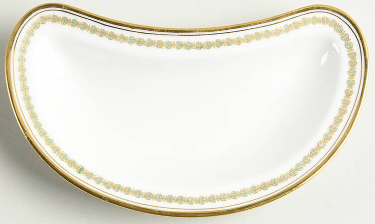 Schleiger 587 Bone Dish