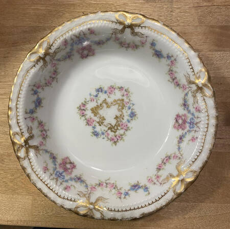 Schleiger 597a Rim Fruit/Dessert (Sauce) Bowl