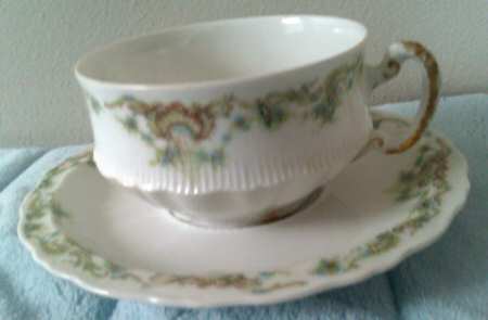 Schleiger 599e Flat Cup & Saucer Set