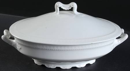 Schleiger 6 Oval Covered Vegetable