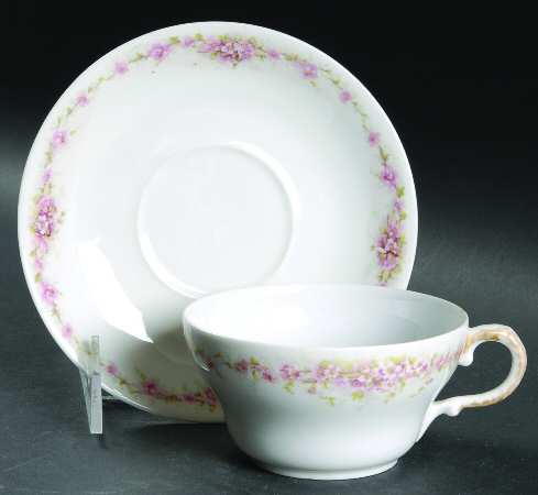 Schleiger 601c Flat Cup & Saucer Set