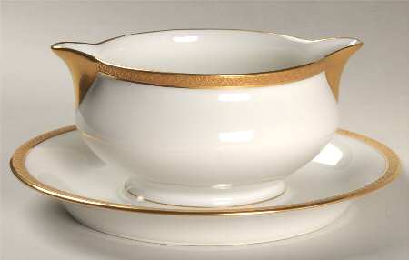 Schleiger 623 Gravy Boat with Attached Underplate