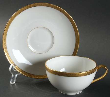 Schleiger 623 Flat Cup & Saucer Set