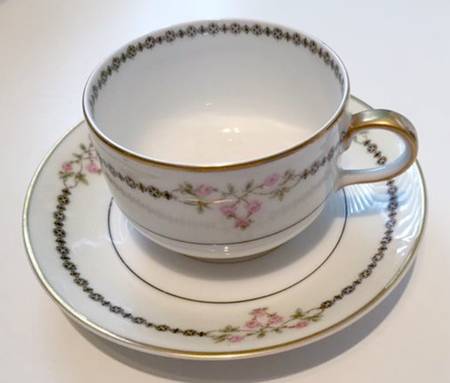 Schleiger 624a Footed Cup & Saucer Set