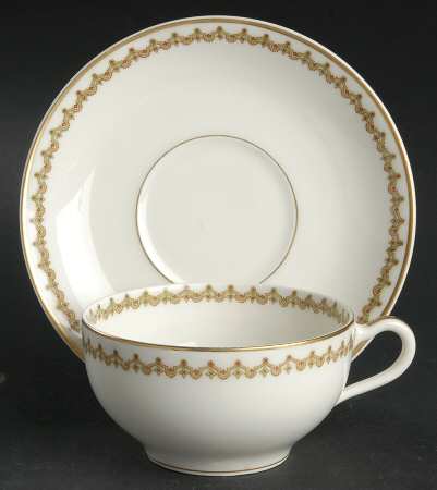 Schleiger 627 Flat Cup & Saucer Set