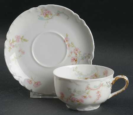 Schleiger 63B Flat Cup & Saucer Set