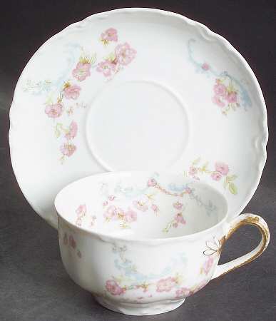 Schleiger 63B Flat Cup & Saucer Set