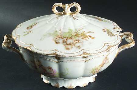 Schleiger 655 Tureen &  Lid