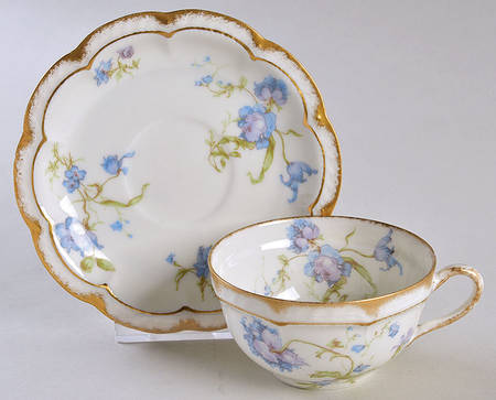 Schleiger 663a Flat Cup & Saucer Set