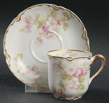 Schleiger 66G Flat Demitasse Cup & Saucer Set