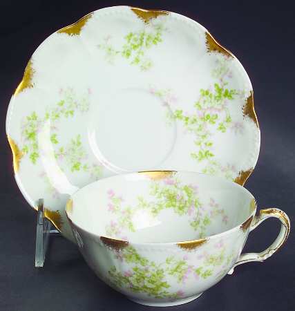 Schleiger 67 Flat Cup & Saucer Set