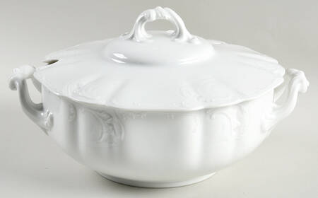 Schleiger 7 Tureen &  Lid