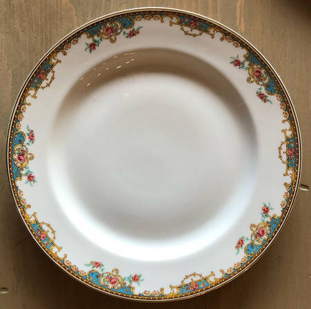 Schleiger 700 (Gold Trim) Salad Plate