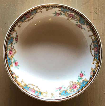 Schleiger 700 (Gold Trim) Fruit/Dessert (Sauce) Bowl