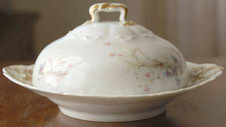 Schleiger 70A Round Covered Butter
