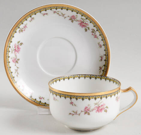 Schleiger 710 Flat Cup & Saucer Set