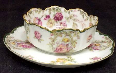 Schleiger 72a Ramekin & Saucer Set