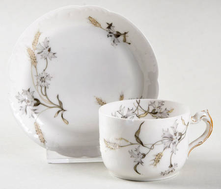 Schleiger 73B Flat Demitasse Cup & Saucer Set