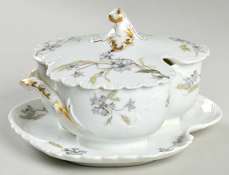 Schleiger 73B Gravy Boat w/Attached Underplate & Lid