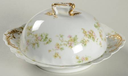 Schleiger 74 Round Covered Butter with Strainer