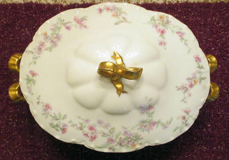 Schleiger 75p Oval Covered Vegetable