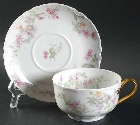 Schleiger 75p Flat Cup & Saucer Set