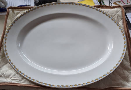 Schleiger 762 16" Oval Serving Platter