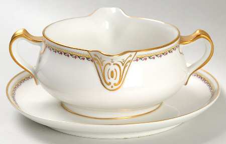 Schleiger 767 Gravy Boat with Attached Underplate
