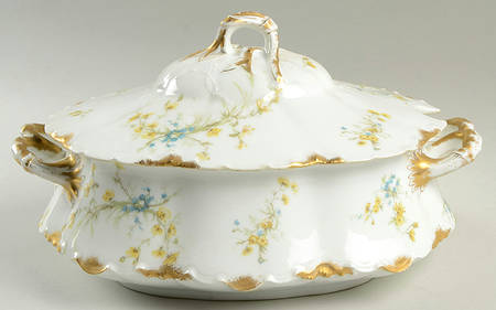 Schleiger 78 Tureen & Lid
