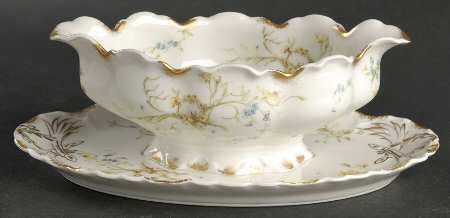 Schleiger 78 Gravy Boat with Attached Underplate