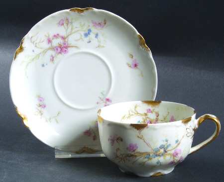 Schleiger 78b Flat Cup & Saucer Set