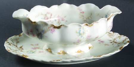 Schleiger 78b Gravy Boat with Attached Underplate