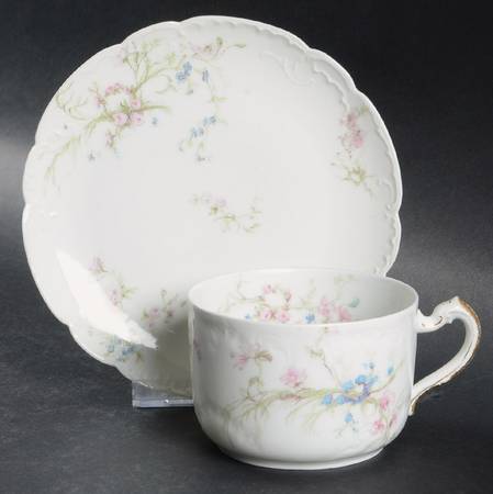 Schleiger 78D Flat Cup & Saucer Set