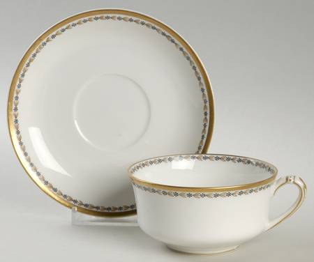Schleiger 795 Flat Cup & Saucer Set