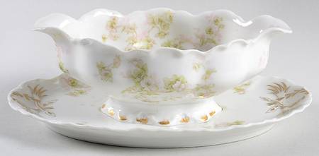 Schleiger 80A Gravy Boat with Attached Underplate