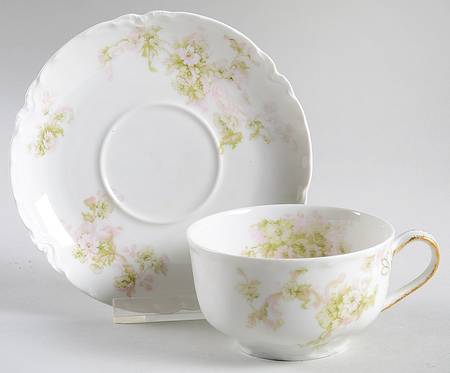Schleiger 80A Flat Cup & Saucer Set