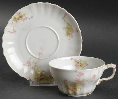 Schleiger 836 Flat Cup & Saucer Set