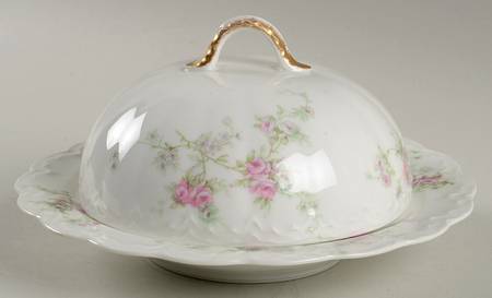 Schleiger 837k Round Covered Butter with Strainer