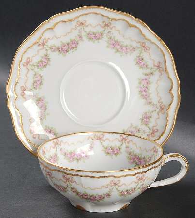 Schleiger 842 Flat Cup & Saucer Set